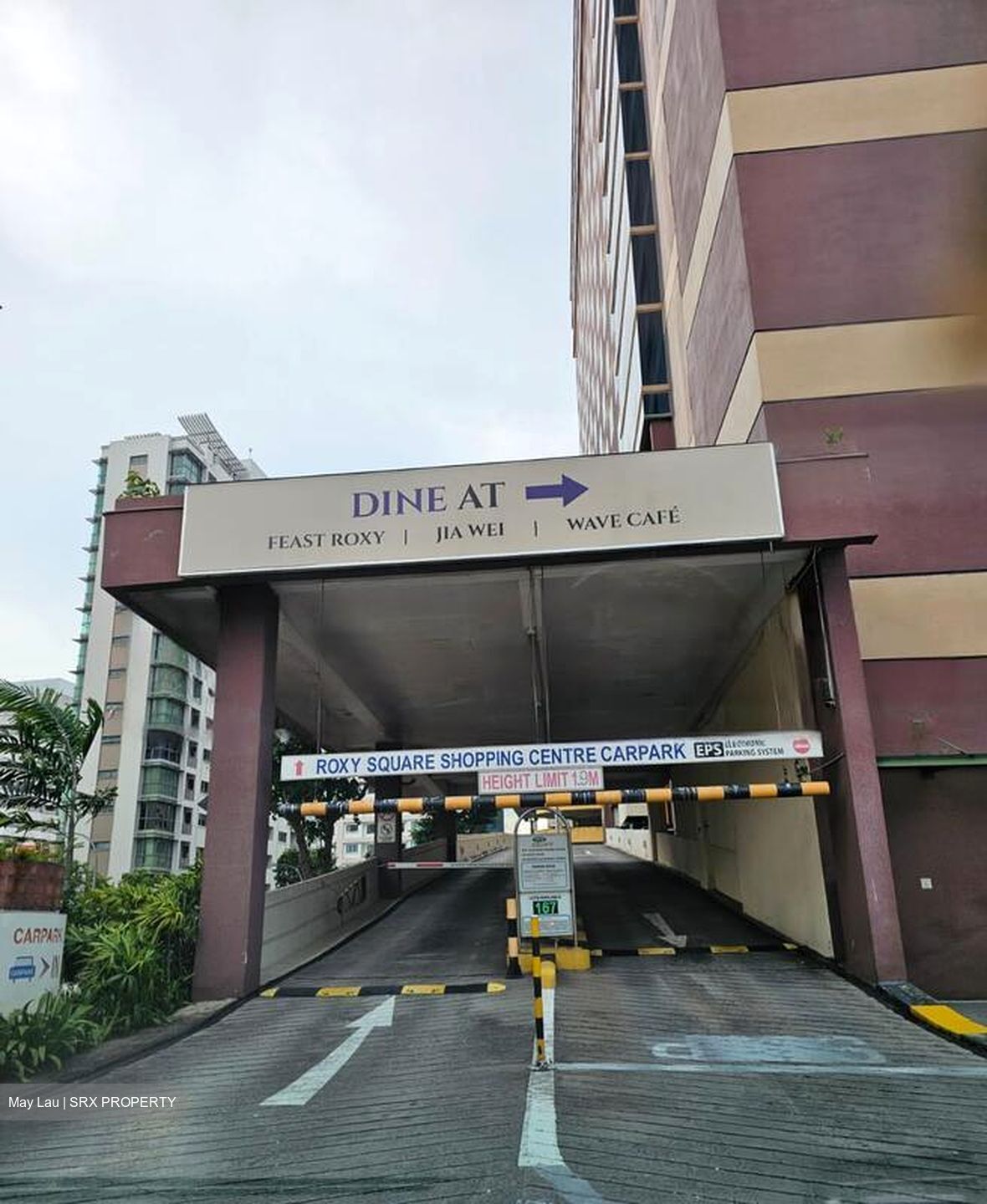 Roxy Square (D15), Retail #453574091